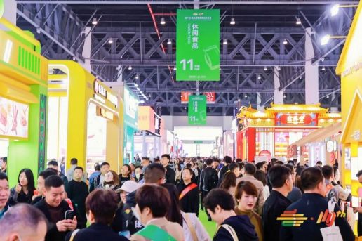 糖酒會(huì),南京糖酒會(huì),2025南京糖酒會(huì),2025南京秋季糖酒會(huì),2025秋季糖酒會(huì),2025秋季全國糖酒會(huì),2025南京秋季糖酒會(huì),糖酒商品交易會(huì),2025全國糖酒商品交易會(huì) 第110屆成都春糖現(xiàn)場 (2).jpg